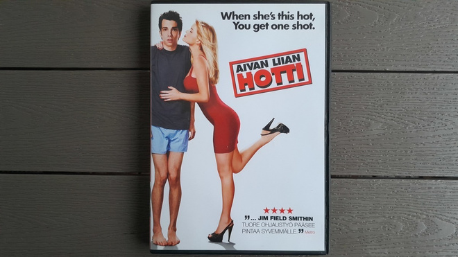DVD: Aivan Liian Hotti (Jay Baruchel, Alice Eve 2010)