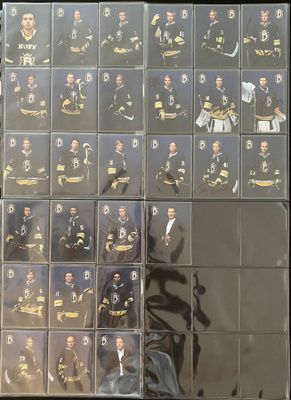 12-13 Espoo Blues Team Issue nimikirjoituksella
