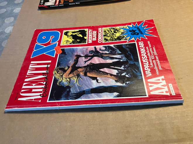 AGENTTI X9 ERIKOISALBUMI 1/1985