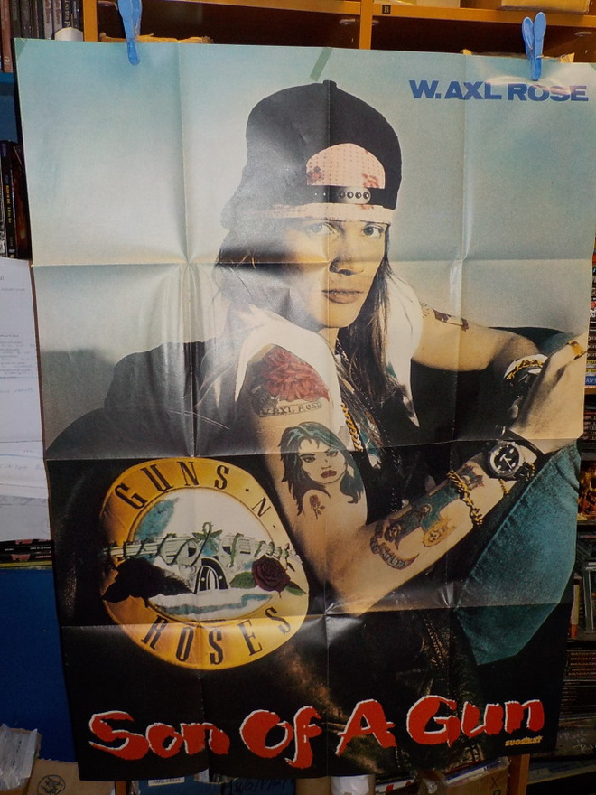 GUNS N' ROSES AXL ROSE FOLD-OUT JULISTE