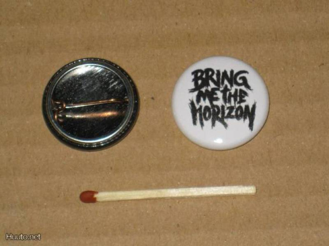 Bring Me The Horizon rintanappi 1" (k5)
