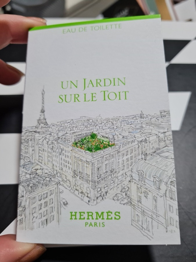 Hajuvesinäyte Hermes Un Jardin Sur le Toit