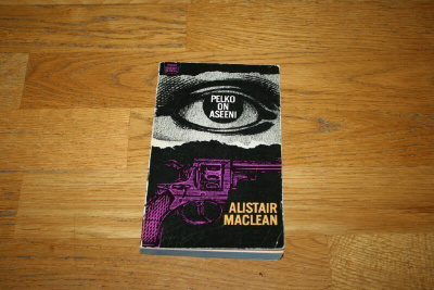 Alistair MacLean Pelko on aseeni