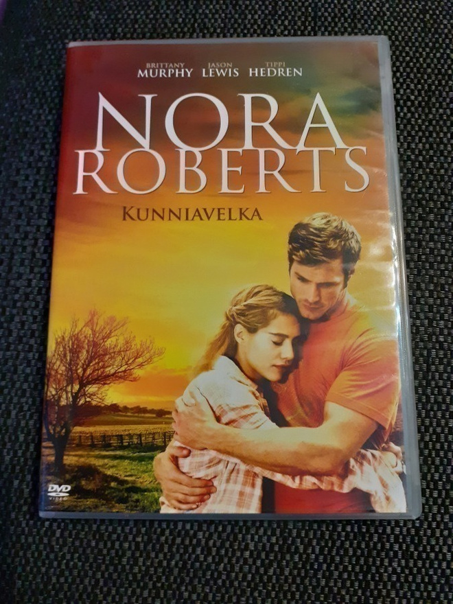 Nora Roberts - Kunniavelka  (DVD)    