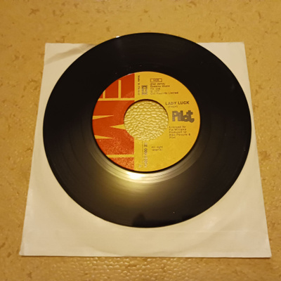 Pilot – Lady Luck 7" orig Fin 1975 Pop Rock uusi mint!!!