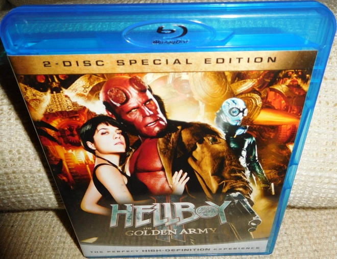 Hellboy II - Golden Army [Blu-ray + bonus-DVD]
