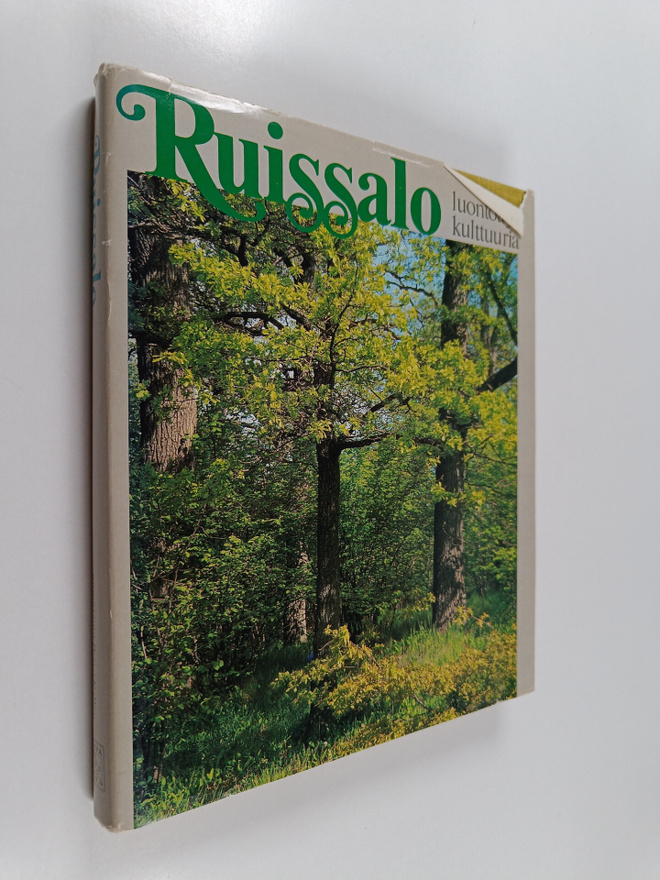 Paavo (toim.) Kallio : Ruissalo : luontoa ja kulttuuria