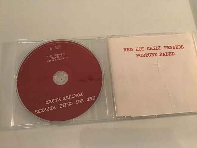Red hot chili peppers . Fortune faded CDS single