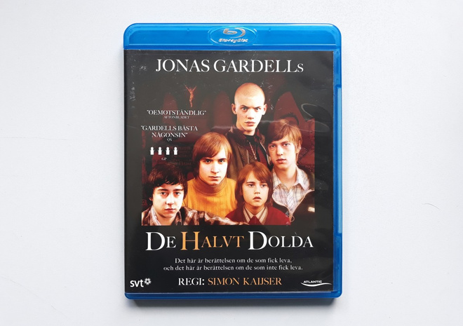 Puoliksi kätketyt (De halvt dolda, 2009) tv-sarja