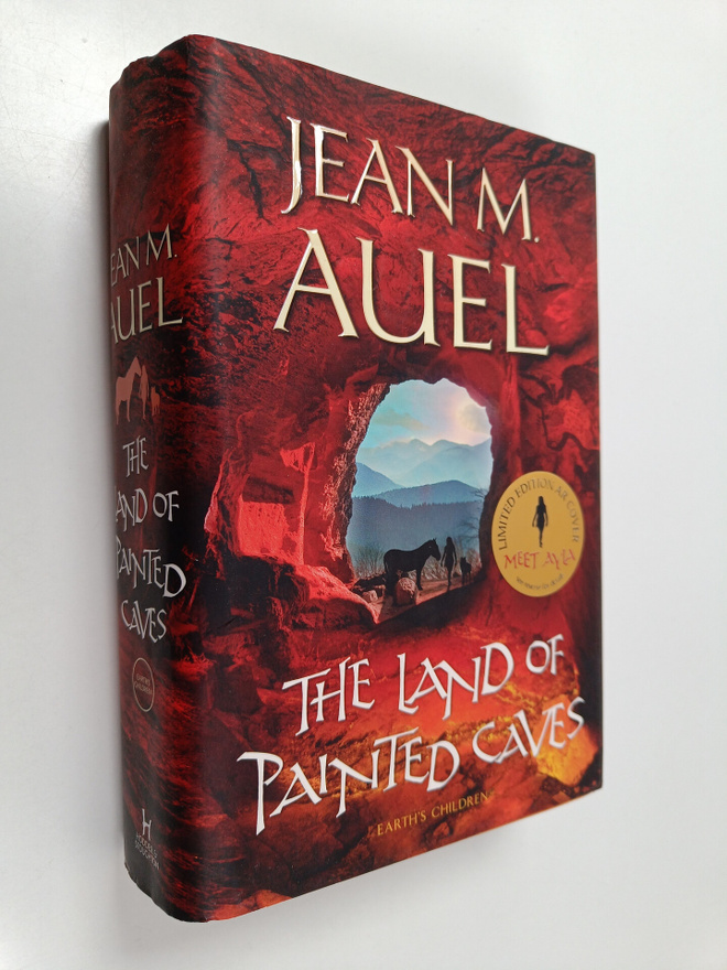 Jean M. Auel : The land of painted caves : a novel
