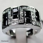 34 .. 10kt Valkokulta Kaunis Black Sapphire .. Sormus - pikkukuva 1