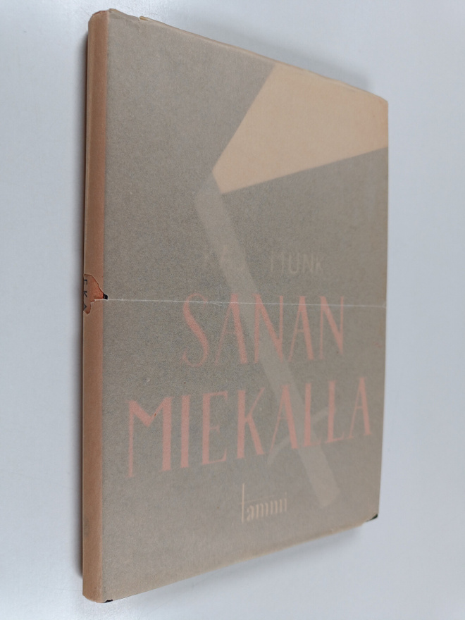 Kaj Munk : Sanan miekalla : tanskalaisia saarnoja vuosilt...