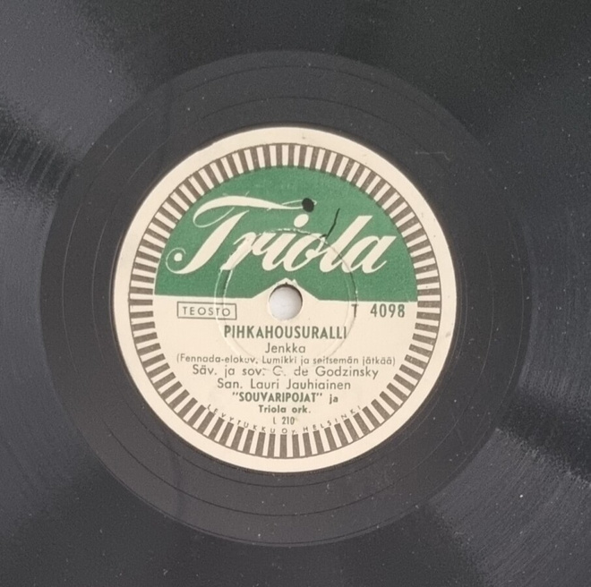 Savikiekko 1953 - Souvaripojat - Triola T 4098