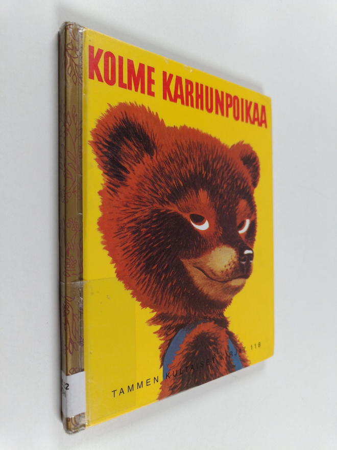 Kathryn B. Jackson : Kolme karhunpoikaa