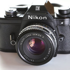 Nikon LENS SERIES E 50/1,8 + runko Nikon EM - pikkukuva 1