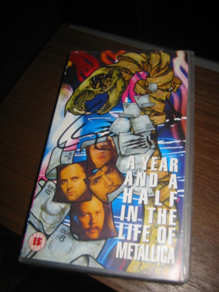 METALLICA - YEAR AND A HALF VHS LARSIN NIMMARILLA !
