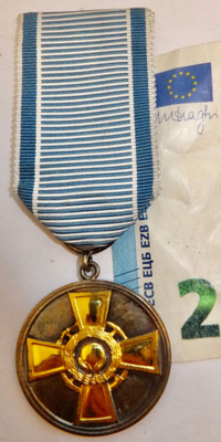 VANHA Mitali Ansiomitali Suomen Urheilu Isänmaa Kultaristein