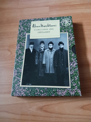 Alivaltiosihteeri - Virallinen DVD 1987-2007 - (3 DVD)