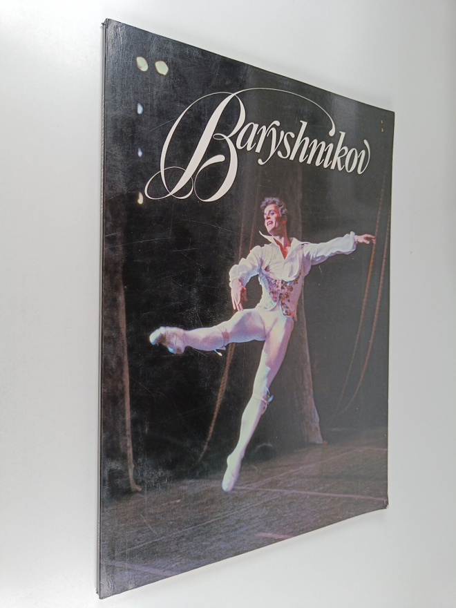 Mikhail Baryshnikov : Baryshnikov in color