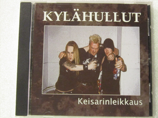 Kylähullut • Keisarinleikkaus CD-EP