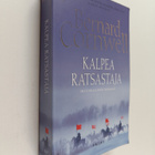 Bernard Cornwell : Kalpea ratsastaja : historiallinen rom... - pikkukuva 1