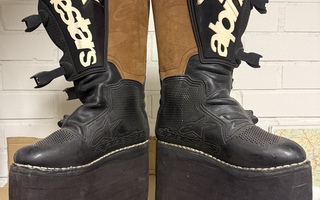 CUSTOM MADE PLATFORM KENGÄT TYYLIIN LORDI / KISS