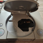 PlayStation 1 Konsoli + 2 Ohjainta + 2 Muistikorttia Alkuper - pikkukuva 4