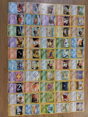 50 kpl. Megasetti Pokemonkortteja