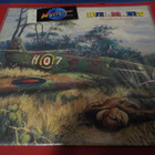 HURRIGANES - STRANDED IN THE JUNGLE M-/EX LP - pikkukuva 1