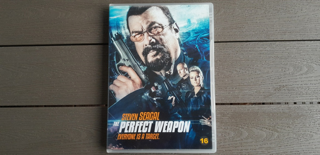 DVD: The Perfect Weapon (Steven Seagal, Johnny Messner 2016)