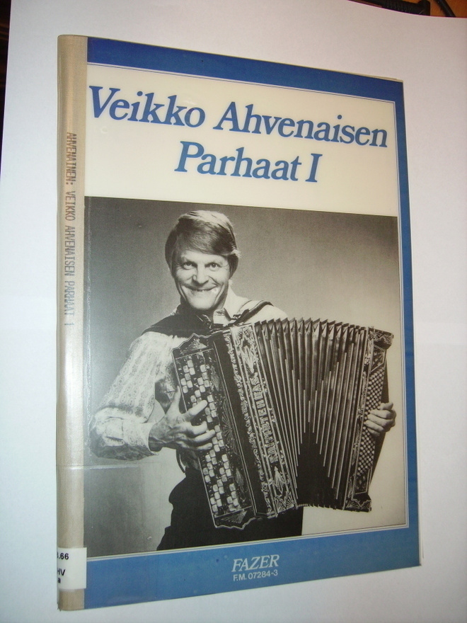 VEIKKO AHVENAISEN PARHAAT 1 nuottikirja (Sis.postikulut)