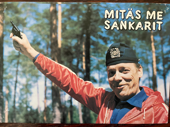 Visa Mäkinen - Mitäs me Sankarit ”aulakuvat” x 16 kpl