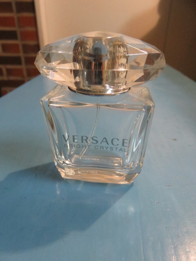VERSACE PARFYM PULLO  Bright Crystal