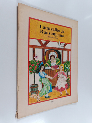 Lumivalko ja ruusunpuna