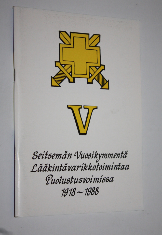 Simo Järvi : Seitsemän vuosikymmentä lääkintävarikkotoimi...