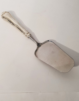 Hopea 830 Chippendale Kakkulapio v2002 Ei kaiverruksia!