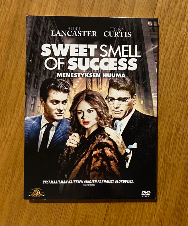 Menestyksen huuma - Sweet smell of success (1957) DVD Suomij