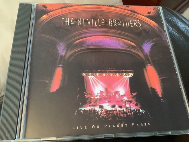 THE NEVILLE BROTHERS / LIVE ON PLANET EARTH cd.