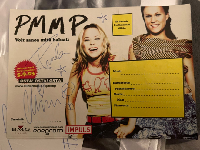PMMP nimikirjoitukset mainostarrassa