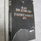 RAY BRADBURY - FAHRENHEIT 451 ( englannin kielinen ) - pikkukuva 1