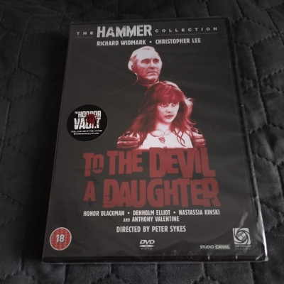 To The Devil A Daughter - paholaisen tytär DVD **muoveissa**