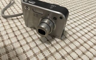 HP Photosmart R707