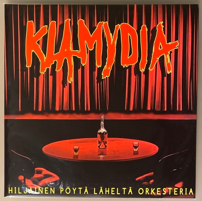 Klamydia : Hiljainen pöytä läheltä orkesteria - 2LP ( uusi )