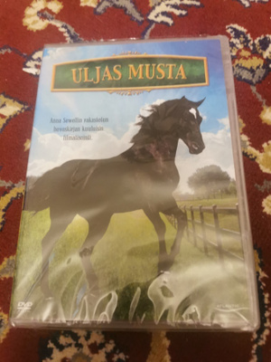 Uljas Musta UUSI