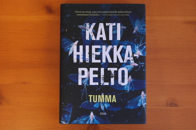 Kati Hiekkapelto:Tumma.1.P.2016.Sid.Hieno!
