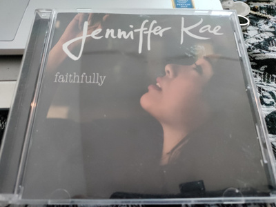 Jenniffer Kae : Faithfully  (cd)