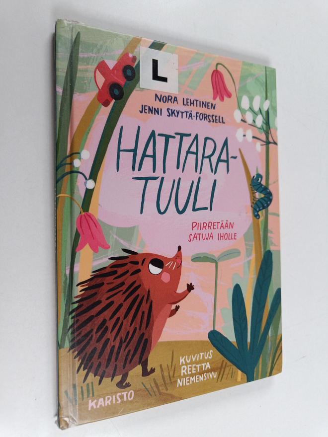 Nora Lehtinen : Hattaratuuli : piirretään satuja iholle