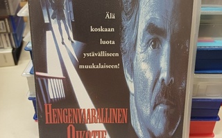 Hengenvaarallinen oikotie (Reynolds, Dickinson) VHS