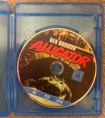 ALLIGATOR (BD) VAIN PELKKÄ BD LEVY