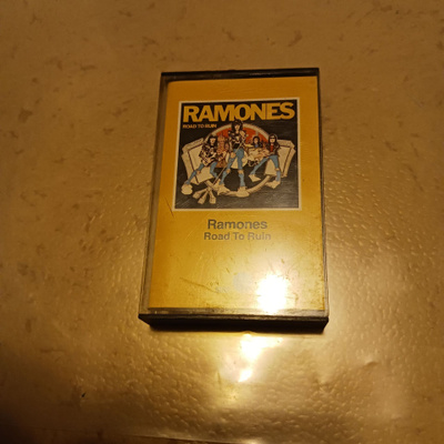 Ramones – Road To Ruin orig 1978 Ger Cassette